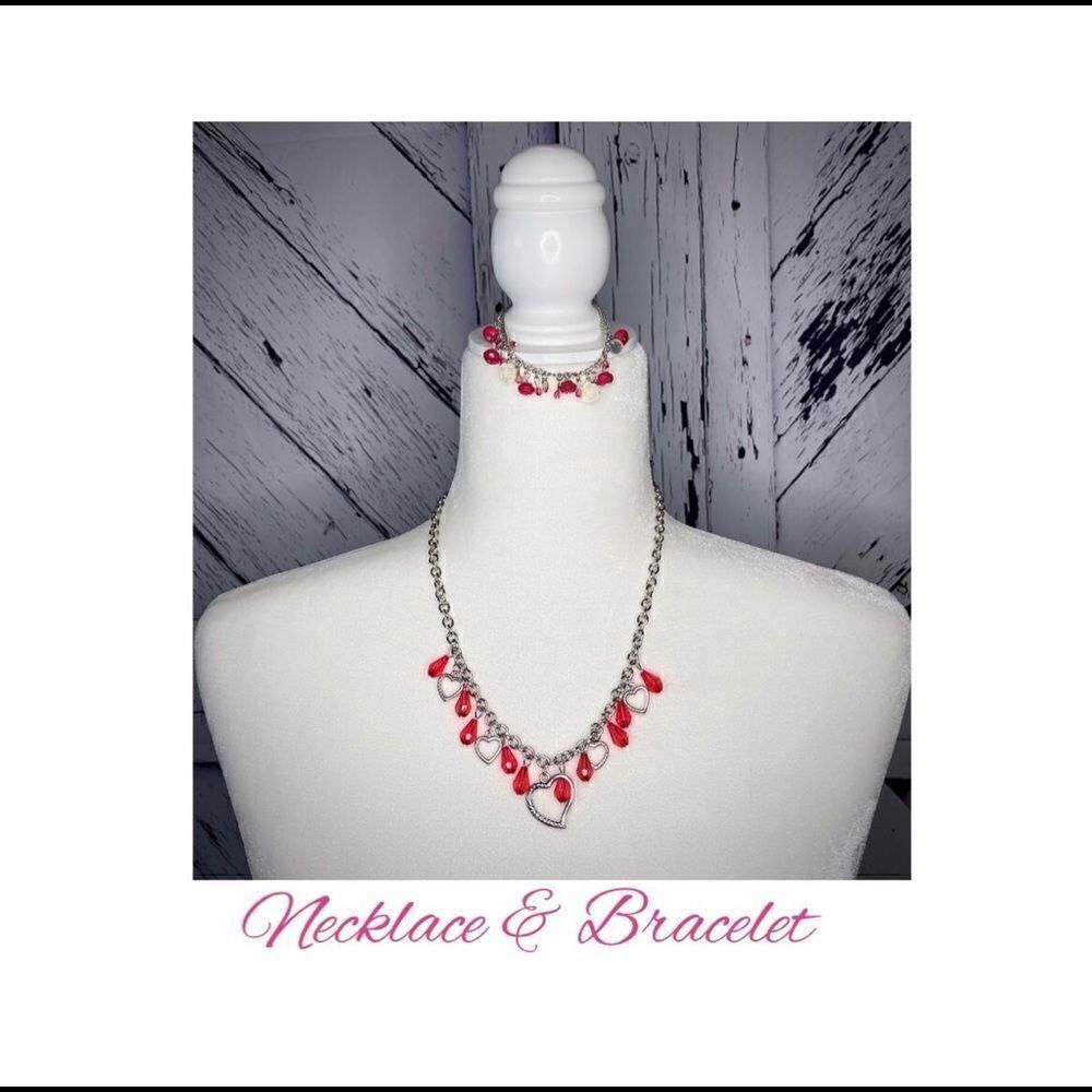 Necklace & Bracelet 